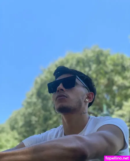 Big Eze23 OnlyFans Thumbnail #YaUq8ttOlL