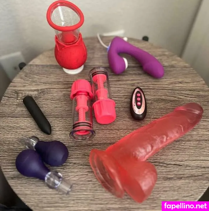 bigtittymommyxo Nude Leaked OnlyFans Photo #kmP1LjUmws