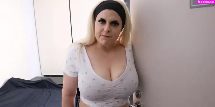 Big Titty Tina OnlyFans Thumbnail #oLrki7ewW6
