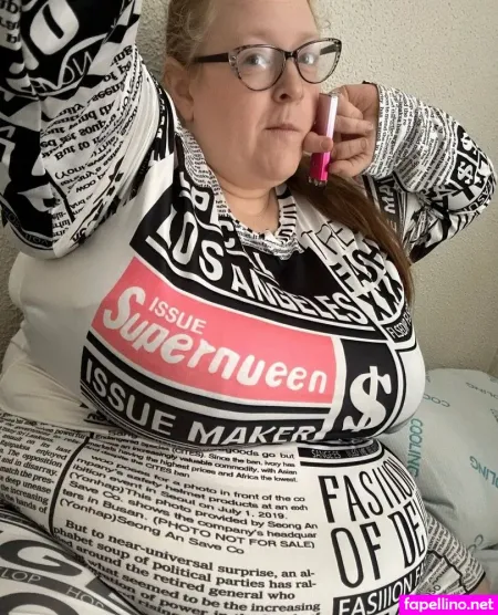 Bigambercrystal OnlyFans Thumbnail #Uti3V2shCO