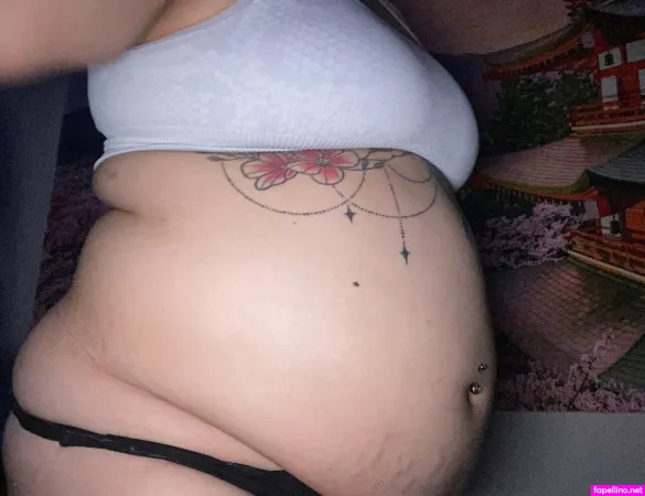 Bigbellyburp OnlyFans Thumbnail #ObcWJvNJK8