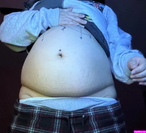 Bigbellyburp OnlyFans Thumbnail #RYYDd0oaV5