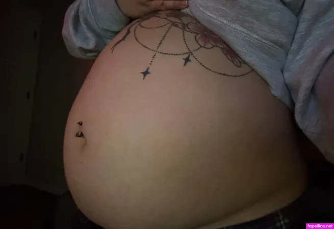 Bigbellyburp OnlyFans Thumbnail #eE76hjTp5O