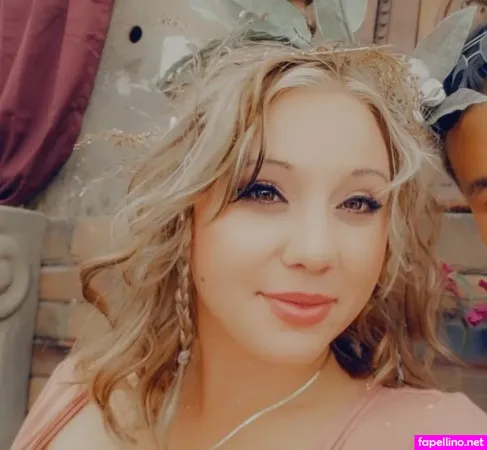 Bigboobiebubblez OnlyFans Thumbnail #QlF7EZlUMS