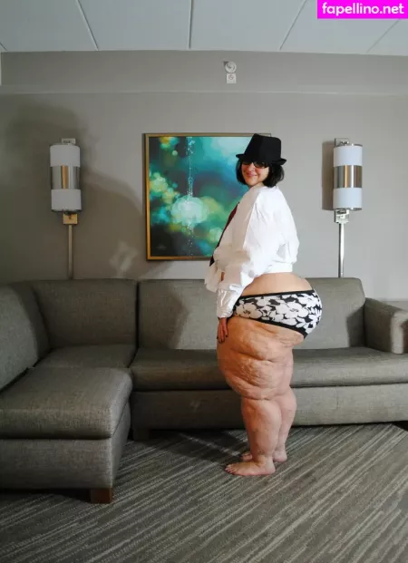 Bigbootyasshley OnlyFans Thumbnail #5eqkILrWYT