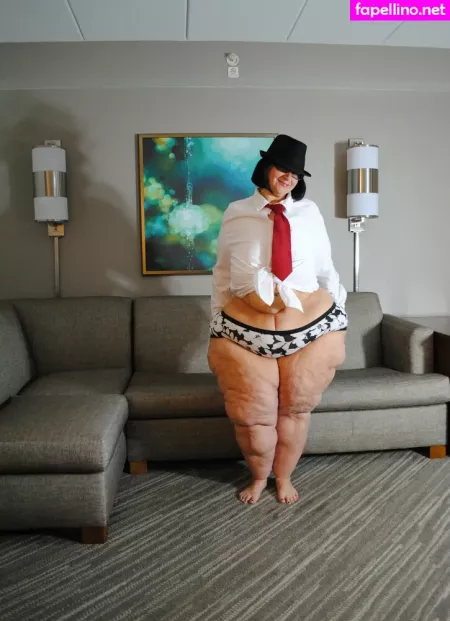 Bigbootyasshley OnlyFans Thumbnail #CXAzV9xL7S