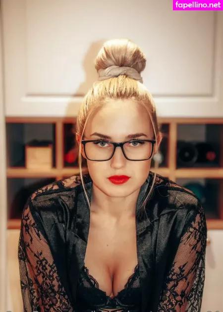 Bigbootyblondie OnlyFans Thumbnail #GxwUtWeMTB