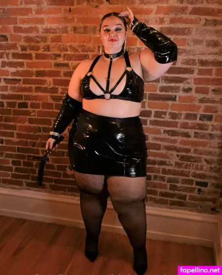 Bigbootychampagne OnlyFans Thumbnail #XyUsN15at2