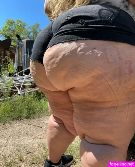 Bigbootydee89 OnlyFans Thumbnail #CDFrAgqR5l