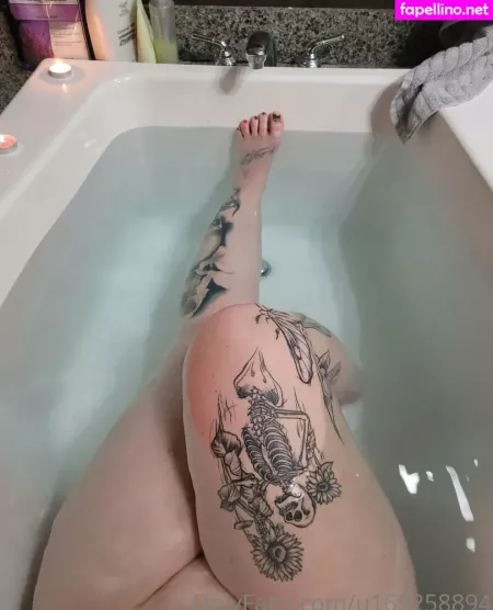 Bigbootymandyj1981 OnlyFans Thumbnail #oPfgyspbDn