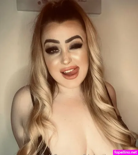 Bigbootymollyxox OnlyFans Thumbnail #Ot23Rl3o7G