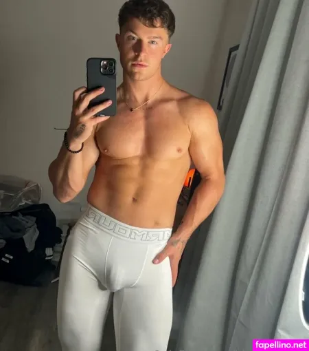 Bigbulgetom OnlyFans Thumbnail #OJrYBR3mdq