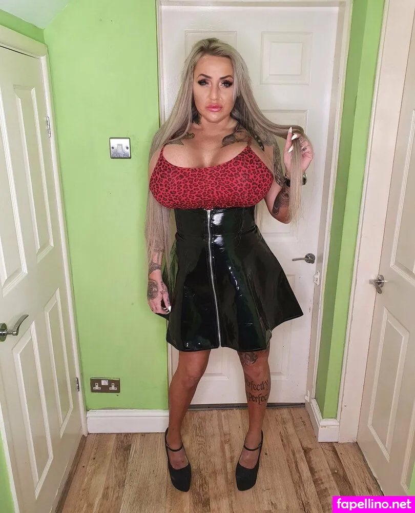 bigbustyblondeuk, birfbugatti_tyg Nude Leaked OnlyFans Photo #XM34FAutpB