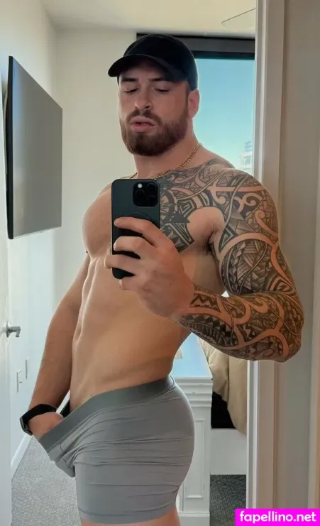 Bigdaddygrif OnlyFans Thumbnail #OAlvHB8j73