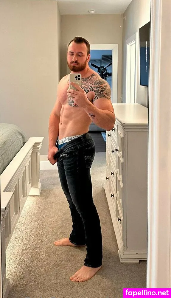 bigdaddygrif, bigdaddygrif_ Nude Leaked OnlyFans Photo #jWO5c8cFsY