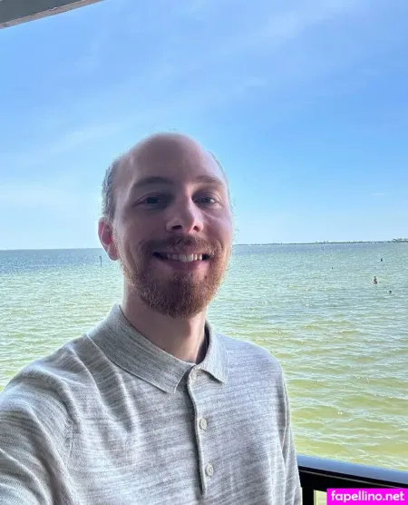 Bigdick Vin OnlyFans Thumbnail #ffIEaPn2c1