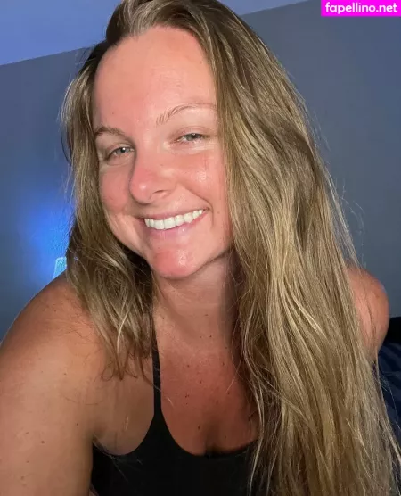 Bigduchvip OnlyFans Thumbnail #AvdQdwAtWr