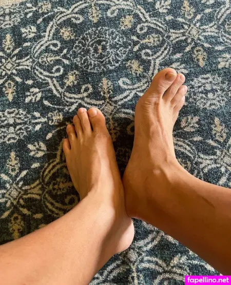 Bigfeet88 OnlyFans Thumbnail #Ir8kSKYhFv