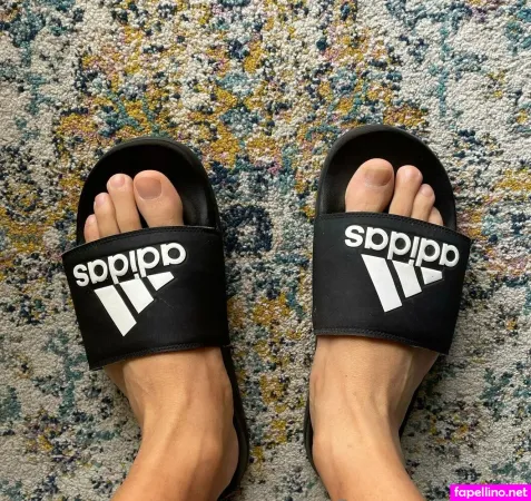 Bigfeet88 OnlyFans Thumbnail #xJx6NDpymr