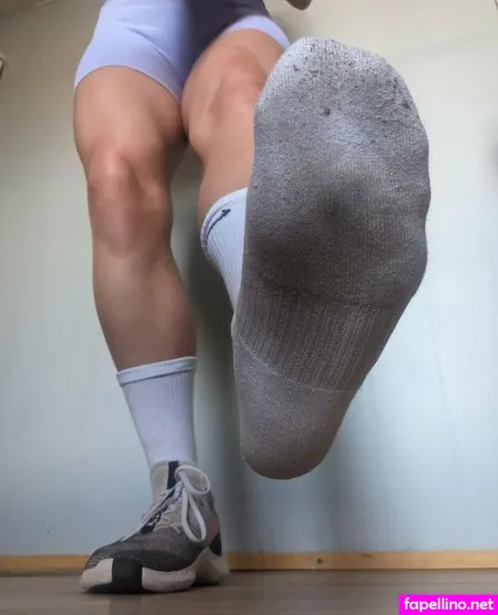 Bigfitfeet11 OnlyFans Thumbnail #TOP4BmxIfI