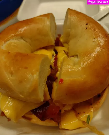 Biggerplease OnlyFans Thumbnail #AsPzVv7deu