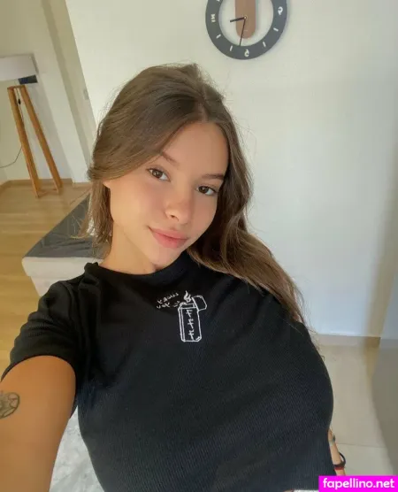 Bigmilkerslily OnlyFans Thumbnail #iUsJxuSilE