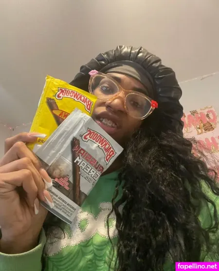 Bigolefreaklol OnlyFans Thumbnail #Ur5B7TN0Ed