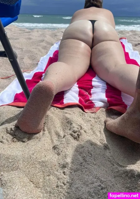 Bigredbee OnlyFans Thumbnail #DFpIxvcdCn