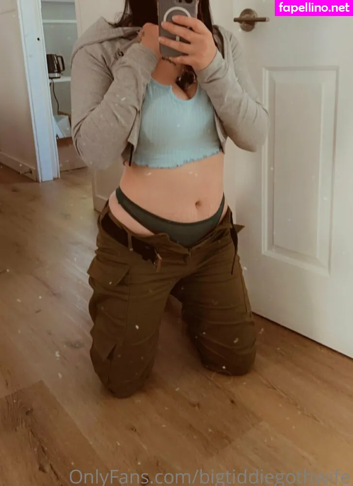 bigtiddiegothwife, vampiriczlut Nude Leaked OnlyFans Photo #FEw2LS9HaM