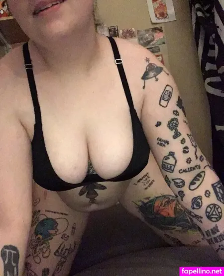 Bigtiddyemo OnlyFans Thumbnail #awAaSfcrR6