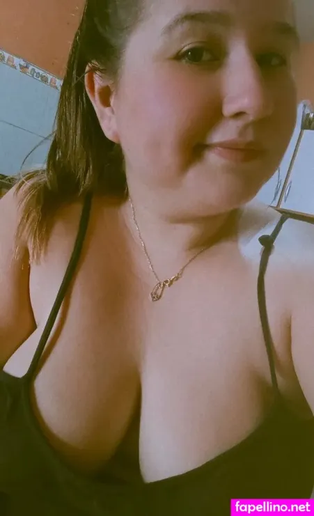 Bigtitsgirl25 OnlyFans Thumbnail #DwbrFFVkNz