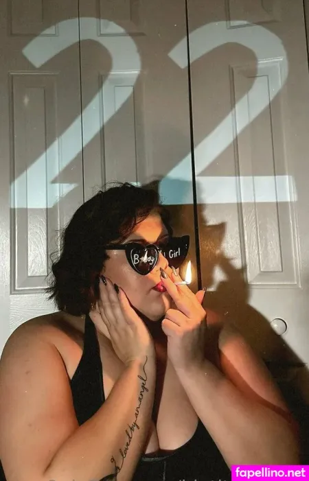 Bigtittiestrina Main Profile Photo