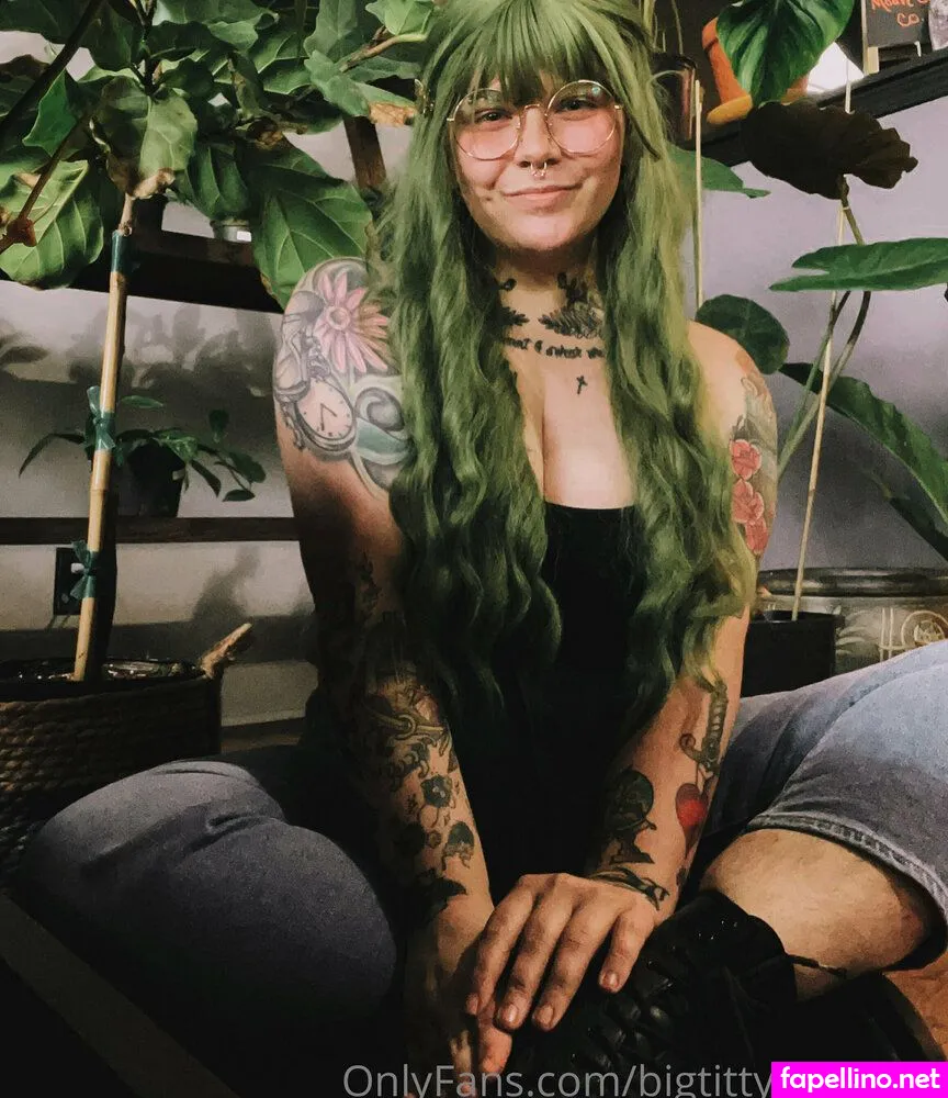 bigtitties4mgg, bigtittyg0thm1r Nude Leaked OnlyFans Photo #73DLPROAtE