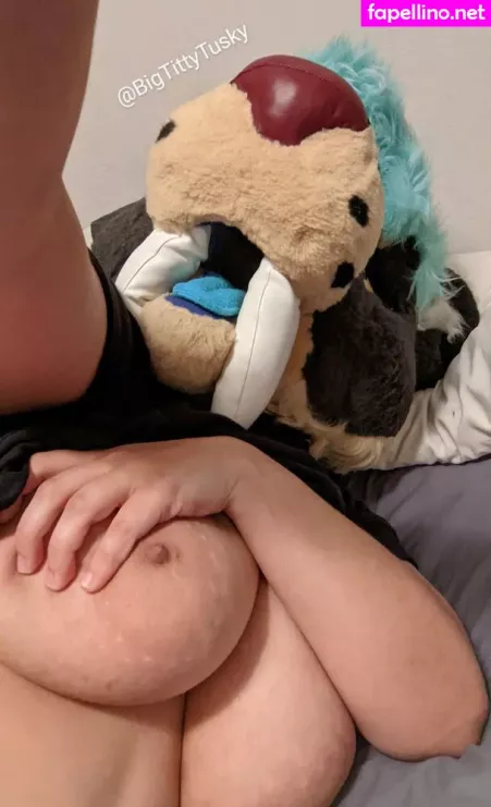 Bigtittytusky OnlyFans Thumbnail #wnILwpoi3z