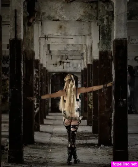 Bigtowndoll OnlyFans Thumbnail #A9ZTT5pscS