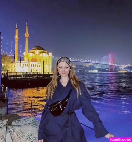 Bihter Tendu OnlyFans Thumbnail #m5C56HsiyX