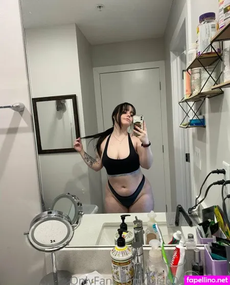 Biigb00tybaddie OnlyFans Thumbnail #uSl02HrnmG