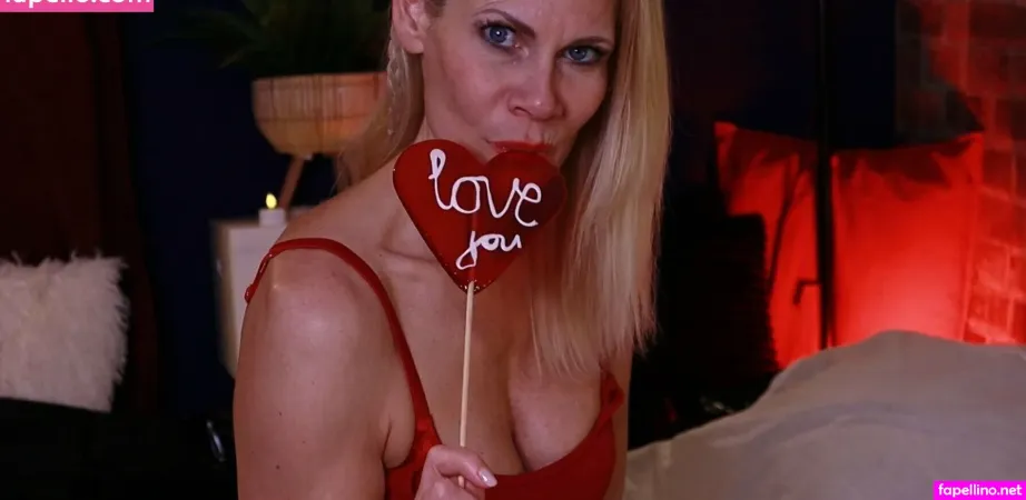 Bikerbarbiehu Diary OnlyFans Thumbnail #i9tATYKF3I