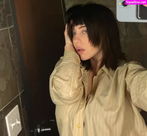 Billie Eilish OnlyFans Thumbnail #GzynWNNO99
