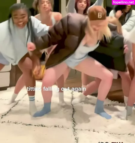 Billie Eilish OnlyFans Thumbnail #NEtZUrzeOd