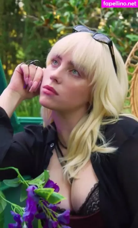 Billie Eilish OnlyFans Thumbnail #ZXrqrTEwYS