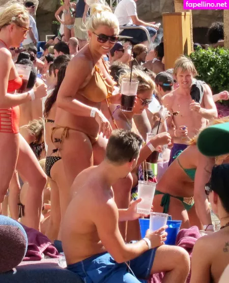 Billie Faiers OnlyFans Thumbnail #LeOKfaG0T1
