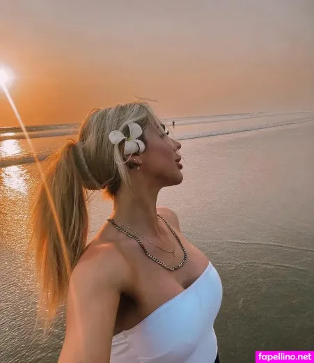 Billie Loves OnlyFans Thumbnail #I7FmTo8AEQ