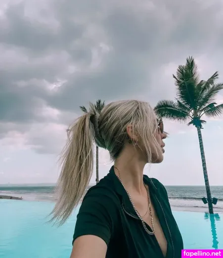 Billie Loves OnlyFans Thumbnail #JbssD4IQMY