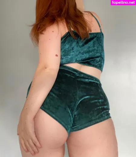 Billie Porter OnlyFans Thumbnail #bwXrspitGo