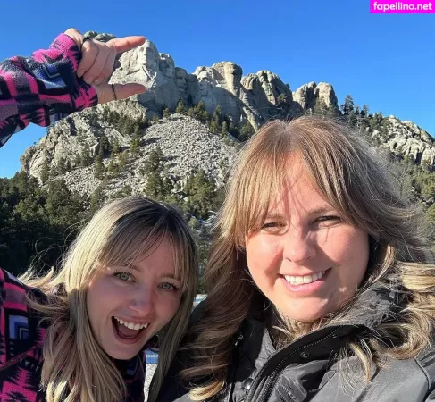 Billie Webb 2 OnlyFans Thumbnail #gijwSucSQI