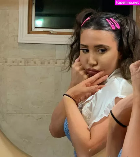 Billieshotme OnlyFans Thumbnail #YVsFIzampW