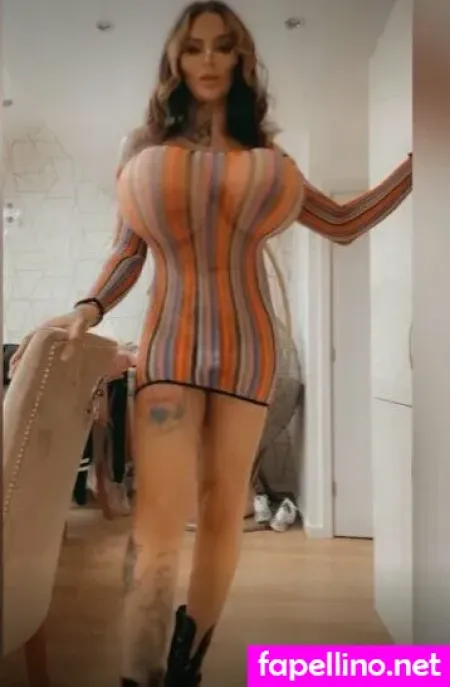 Bimbo Nicki OnlyFans Thumbnail #SSqFB6is0P