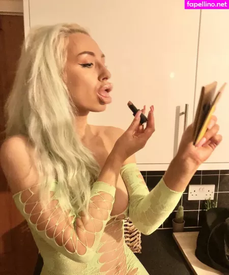 Bimbobrookelle OnlyFans Thumbnail #JhpbDqPNyW