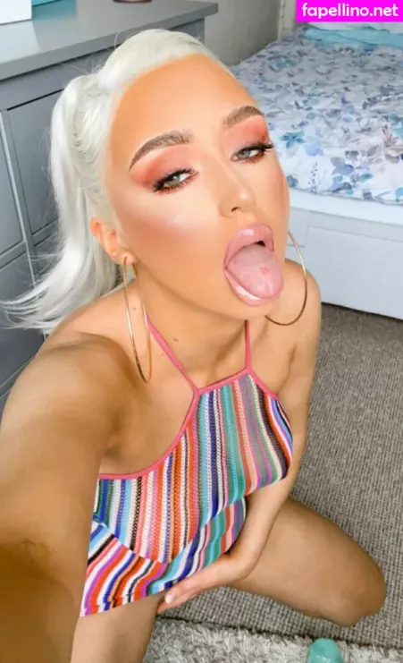Bimbobrookelle OnlyFans Thumbnail #aZBeeRYM4U